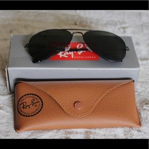 Ray-Ban Aviators (standard size)